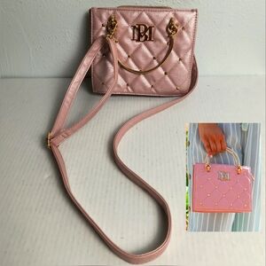 Badgley Mishka Small Blush Quilted Handbag Shoulder Adjustable Small Bag Zipper